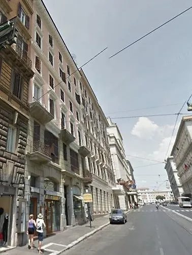 Cavour47 *